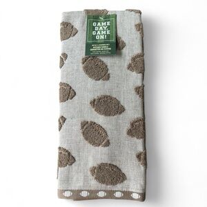 *New* Football Patterned Kitchen Towel Set of 2 🏈